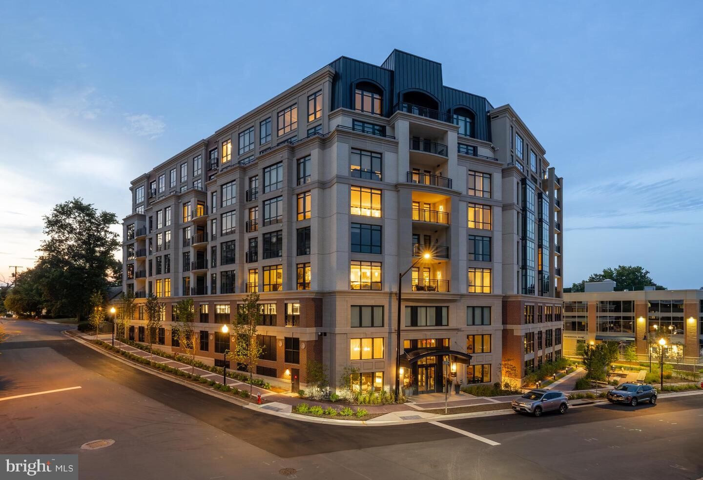 Property Photo: 6718 Lowell Avenue 802 VA 22101