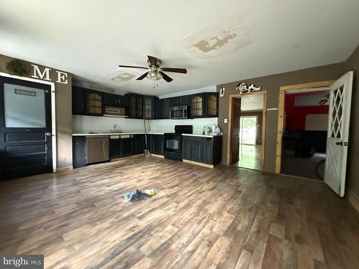 Property Photo:  17639 Pekin  MD 21539 