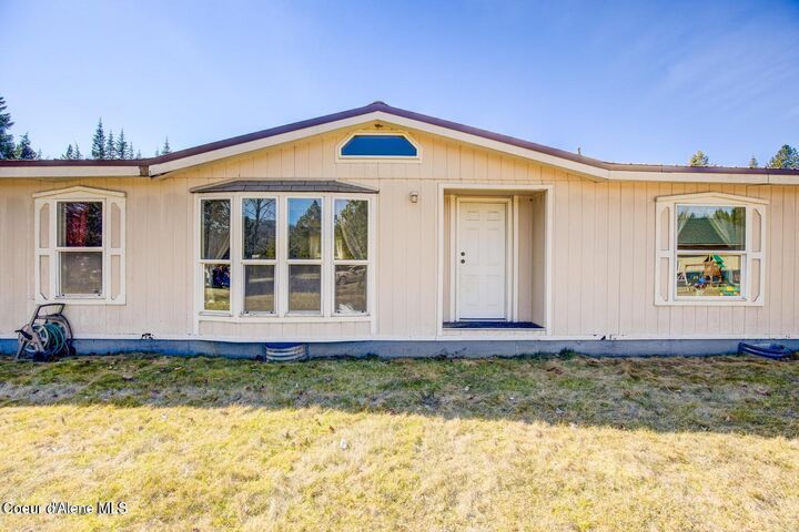 Property Photo: 198 Eastside Rd ID 83856