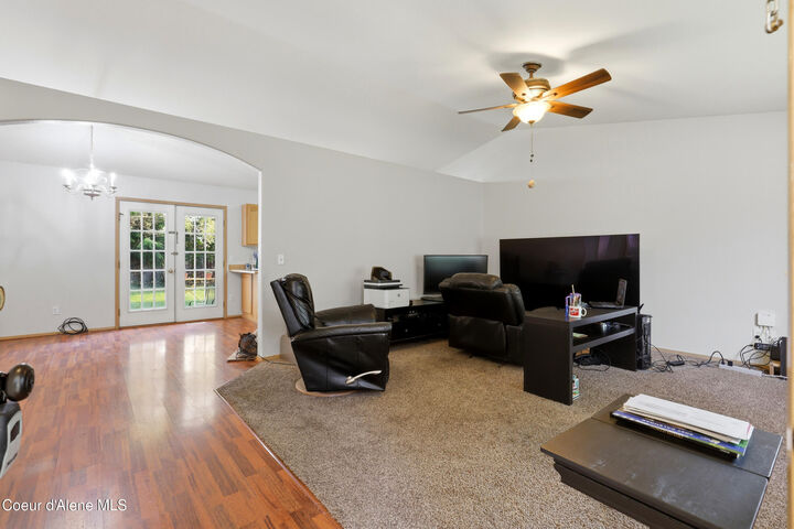 Property Photo:  1053 W Heron Ave  ID 83835 