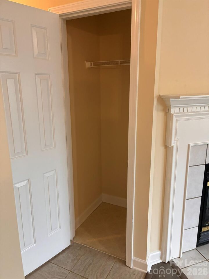 Property Photo:  10440 Wilson Glen Drive  NC 28214 