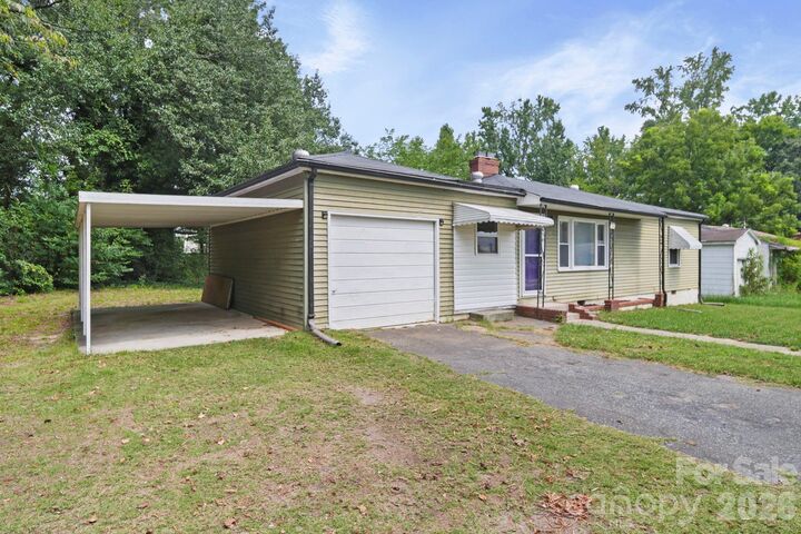 Property Photo:  208 Clancy Street  NC 28147 