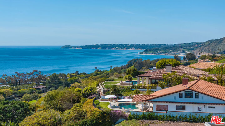 Property Photo:  24630 Blue Dane Ln  CA 90265 
