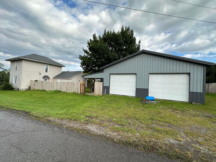 Property Photo: 3240 Hamilton Street OH 43319