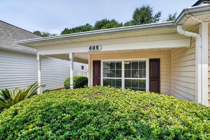 Property Photo:  406 Garden Arbor  SC 29072-0000 