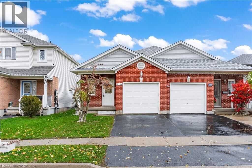 Property Photo: 716 Karlsfeld Road A ON N2T 2W4