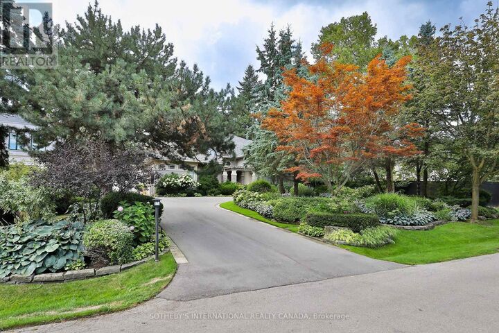 Property Photo: 23 Country Lane ON M2L 1E1