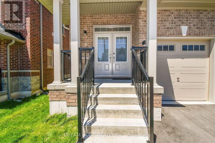 Property Photo: 9 Copperhill Heights ON L9S 0K6