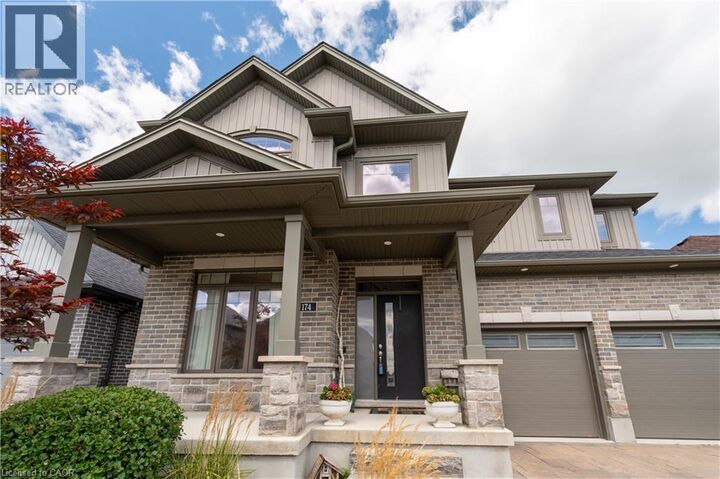 Property Photo: 1061 Eagletrace Drive 174 ON N6G 0T3