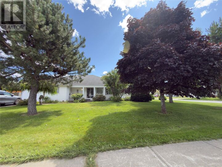 Property Photo:  23 Ireland Drive  NL A2A 2W4 