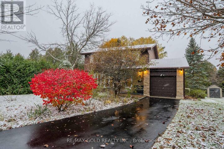 Property Photo:  3 St Lawrence Place  ON K9A 4G9 