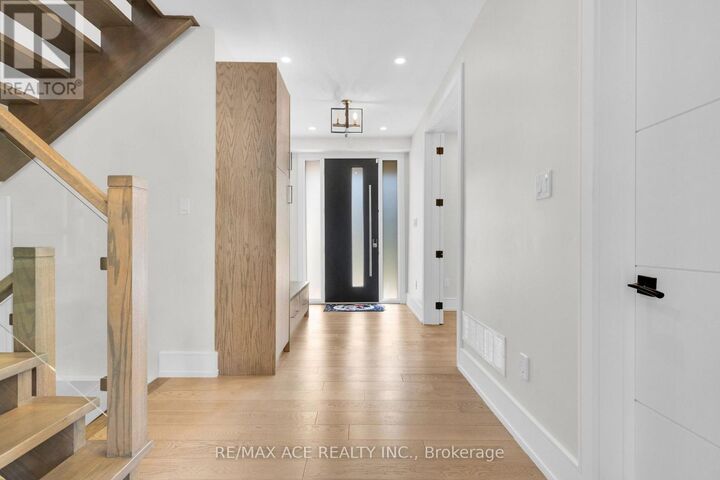 Property Photo: 46 Sunnypoint Crescent ON M1M 1B9