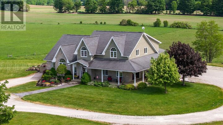 Property Photo: 122152 Sideroad 12 ON N4K 5N5