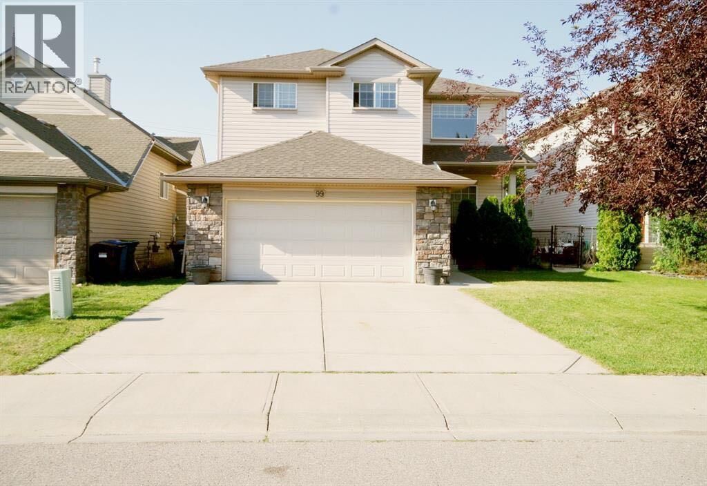 Property Photo:  99 Panorama Hills Way Northwest  AB T3K 5N9 