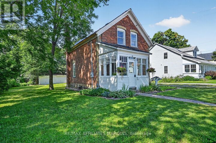 Property Photo:  8 McGill Street North  ON K7A 2J2 