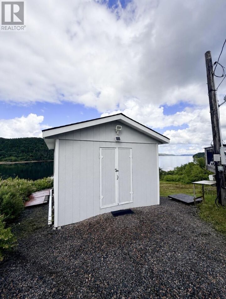 Property Photo:  29 Harbour Drive  NL A0E 2P0 