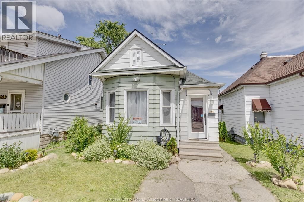 Property Photo:  1108 Assumption Street  ON N9A 3C4 