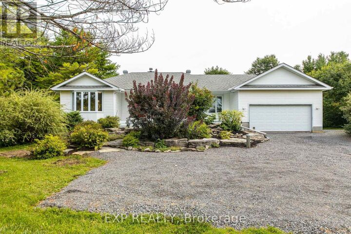 511 Townline Road — photo 1