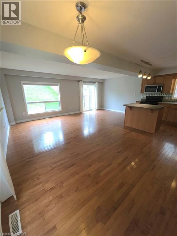 Property Photo:  998 Mapleridge Street  ON N6H 0A6 