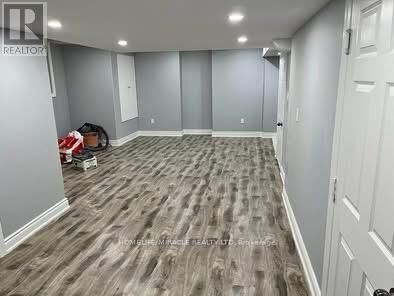 Property Photo: 114 Lorenzo Circle Bst ON L6R 3N4