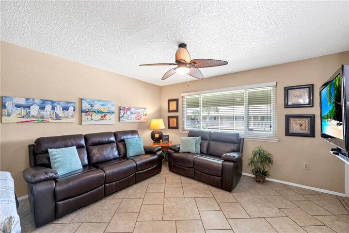 Property Photo:  622 Beach Access Road 1A 214  TX 78373 