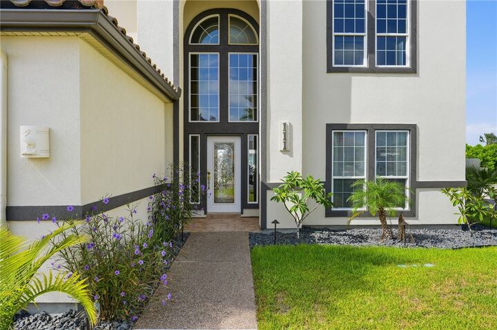 Property Photo: 111 Angelfish Court TX 78336