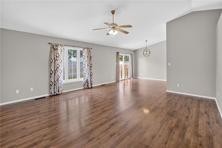 Property Photo:  103 W Edgewood Avenue  IL 62401 