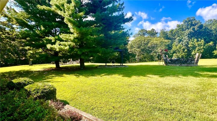 Property Photo: 2439 E 1500 North Road IL 62565