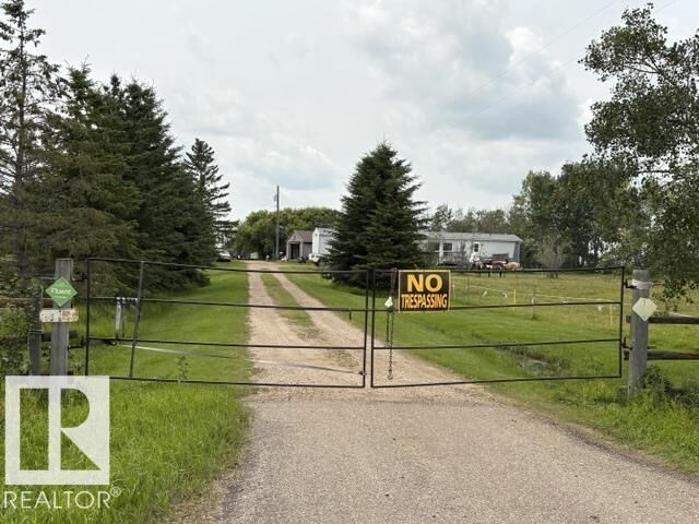 Property Photo:  49102 - Rr131 Hwy #36  AB T0B 4N0 
