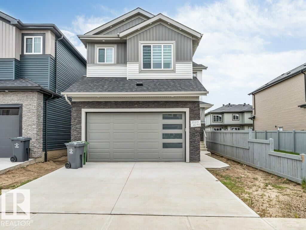 Property Photo: 42 Ave Avenue 3525 AB T4X 3G4