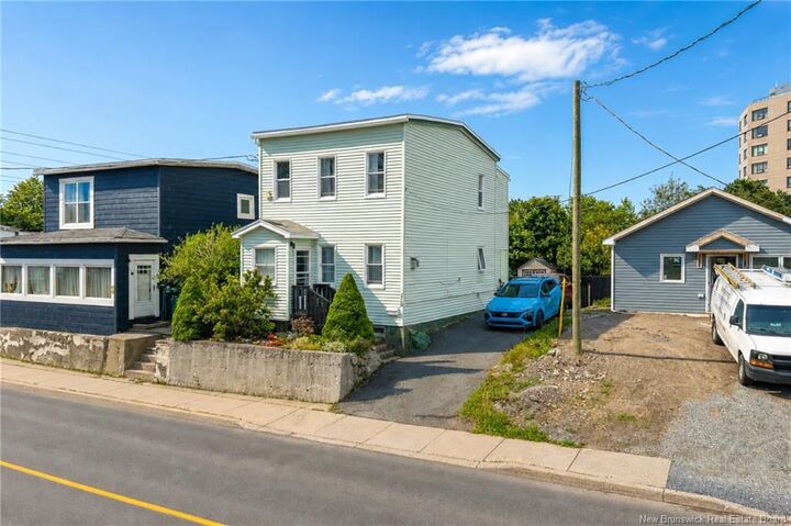 Property Photo:  118 Millidge Avenue  NB E2K 2L9 