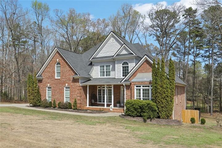 Property Photo: 640 Ivy Lea Drive GA 30045