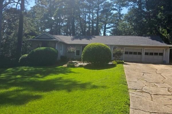 Property Photo: 1623 Hidden Hills Parkway GA 30088