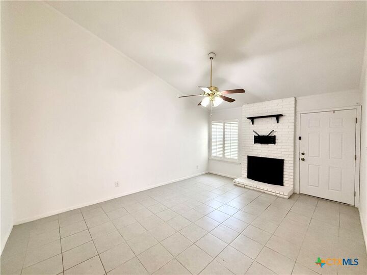 Property Photo:  113 Rattan Drive  TX 77901 
