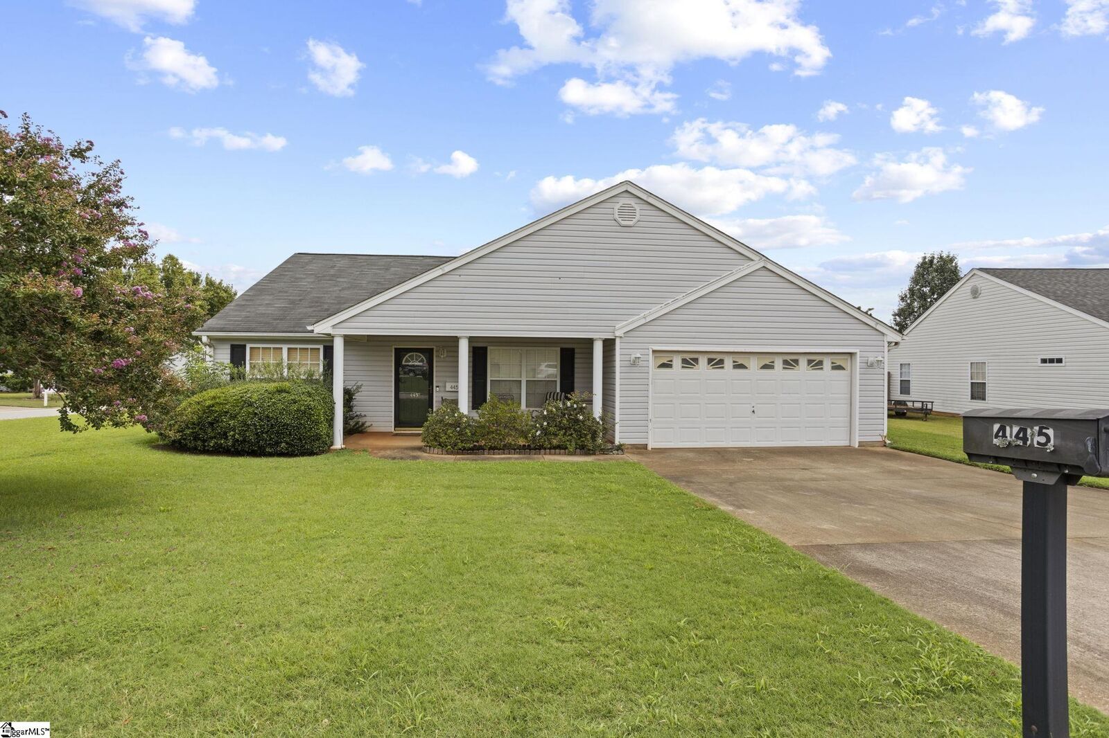 Property Photo: 445 Cangleglow Drive SC 29316