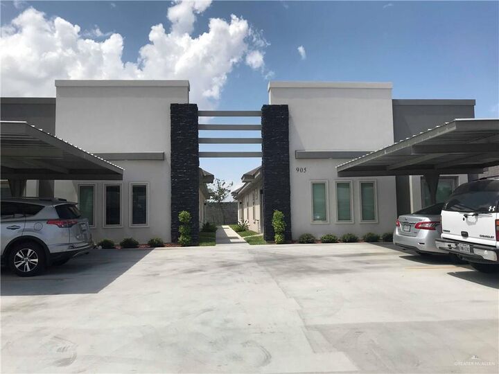 Property Photo:  905 E La Cantera Avenue 1  TX 78503 
