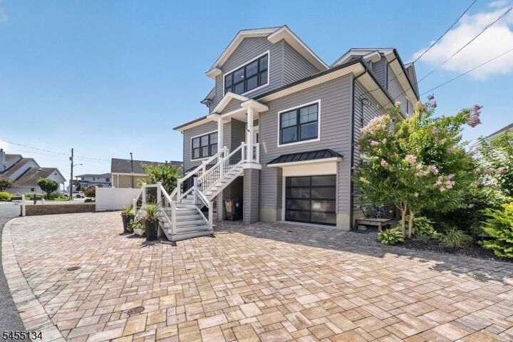 Property Photo:  821 North Dr  NJ 08724 
