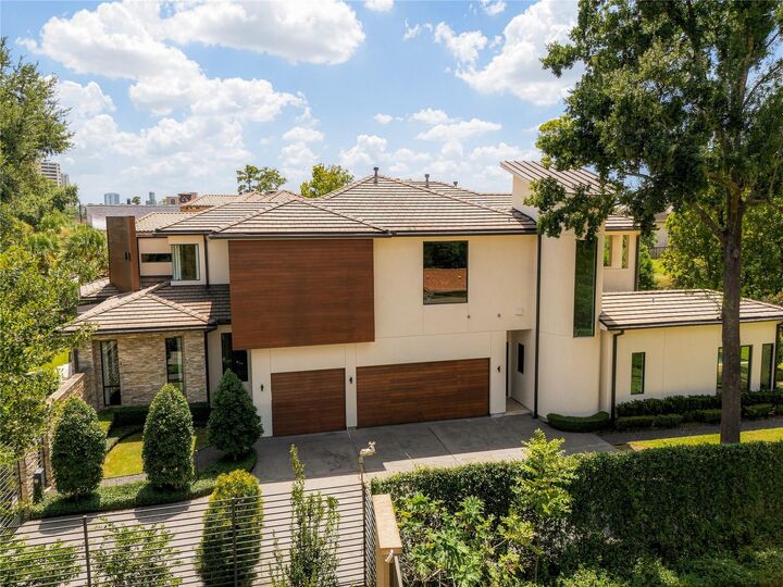 Property Photo:  309 Glenwood Drive  TX 77007 