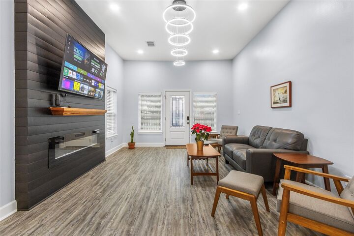 Property Photo: 2711 Eagle Street TX 77004