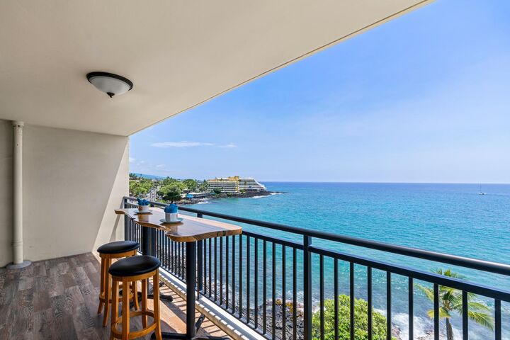 Property Photo: 75-5782 Kuakini Highway 706 HI 96740