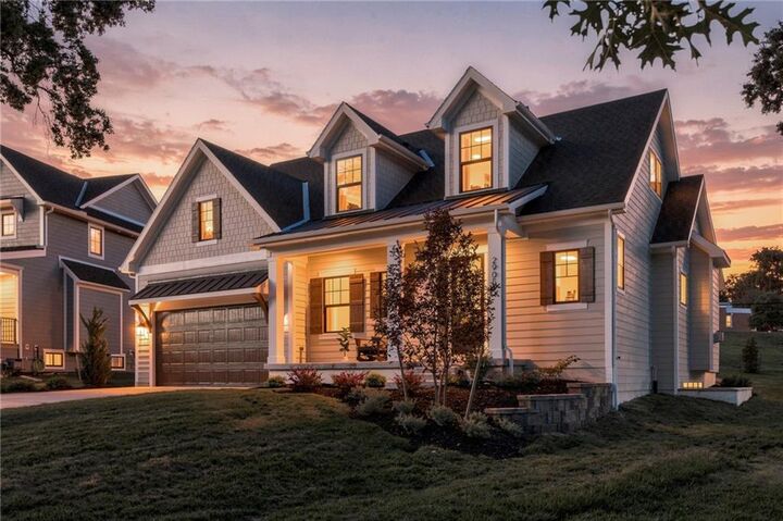 Property Photo: 2905 W 72nd Street KS 66208