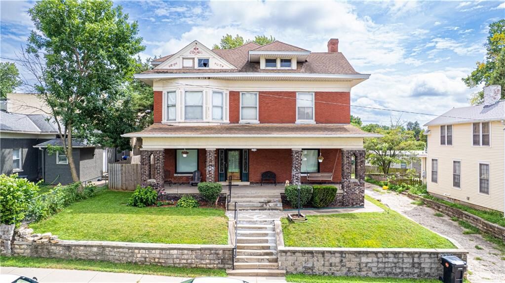 Property Photo: 1714 Faraon Street MO 64501