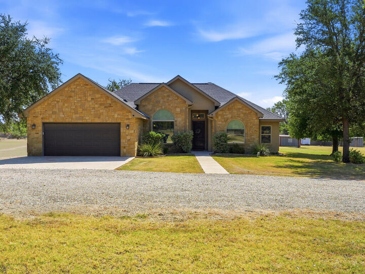 Property Photo: 300 Verde Hills TX 78010