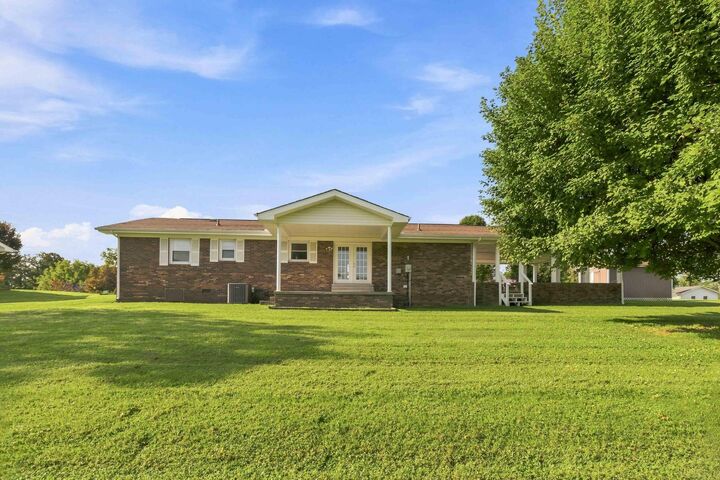 Property Photo:  26 Emerald Lane  KY 40701 