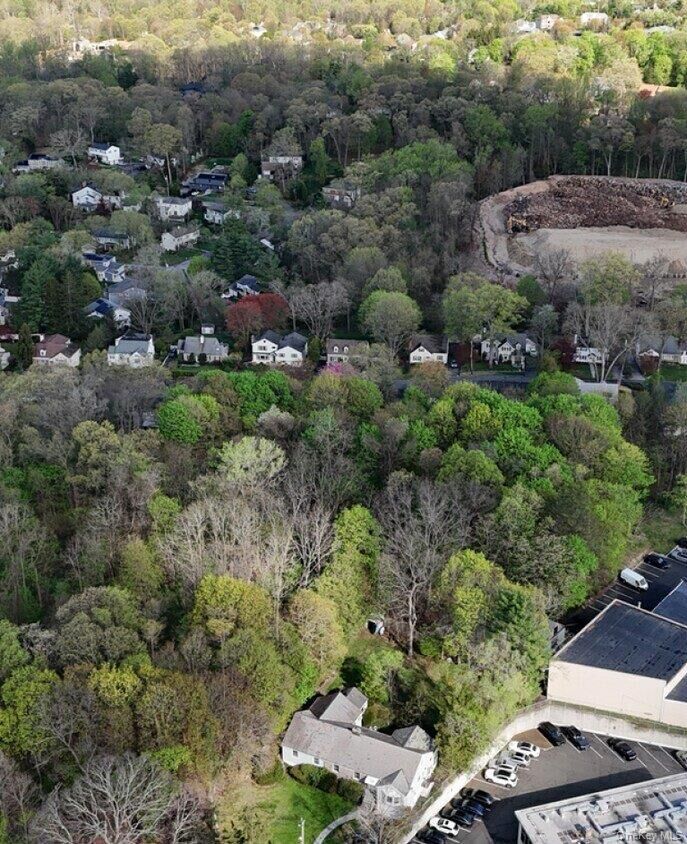 Property Photo:  32 Rosedale Ave  NY 10605 