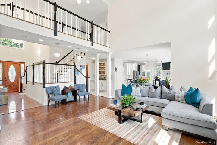 Property Photo:  34 Woodcrest Lane  NY 10924 