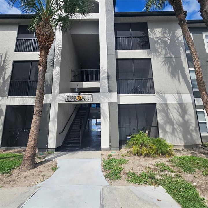 Property Photo:  7630 Pissarro Drive 16208  FL 32819 