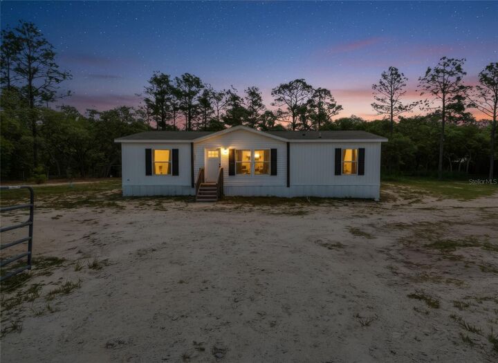 Property Photo: 5021 S Adventure Point FL 34446