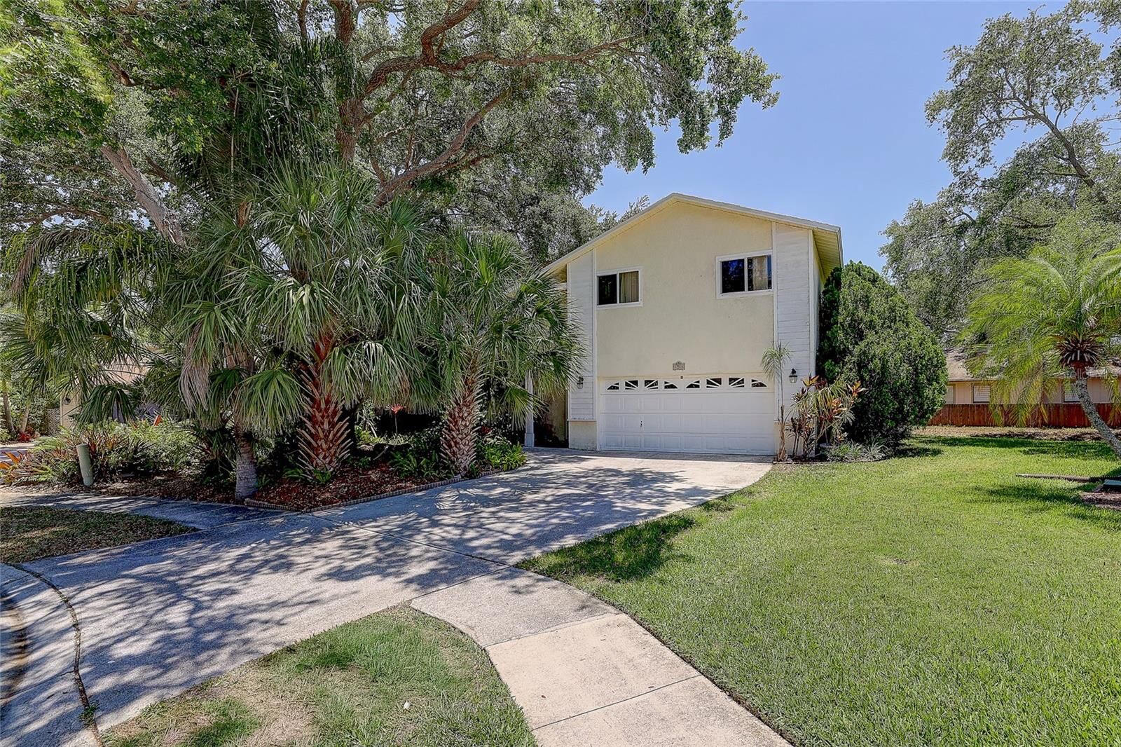 Property Photo:  4505 33rd Avenue W  FL 34209 