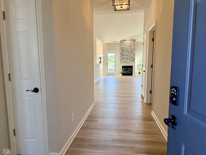 Property Photo:  13926 Forum Meadows Drive  IN 46033 